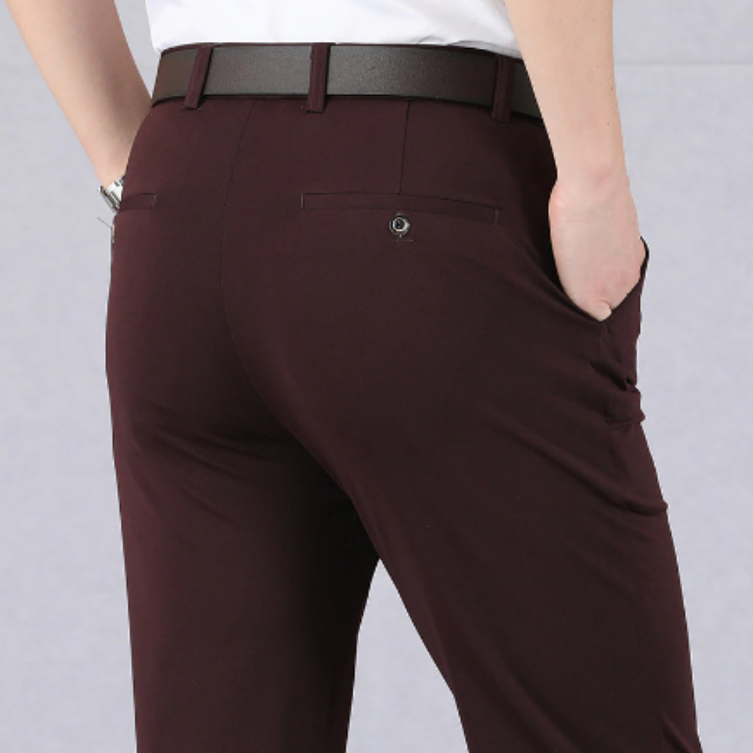 Pantalon habillé homme à jambe droite et taille plate