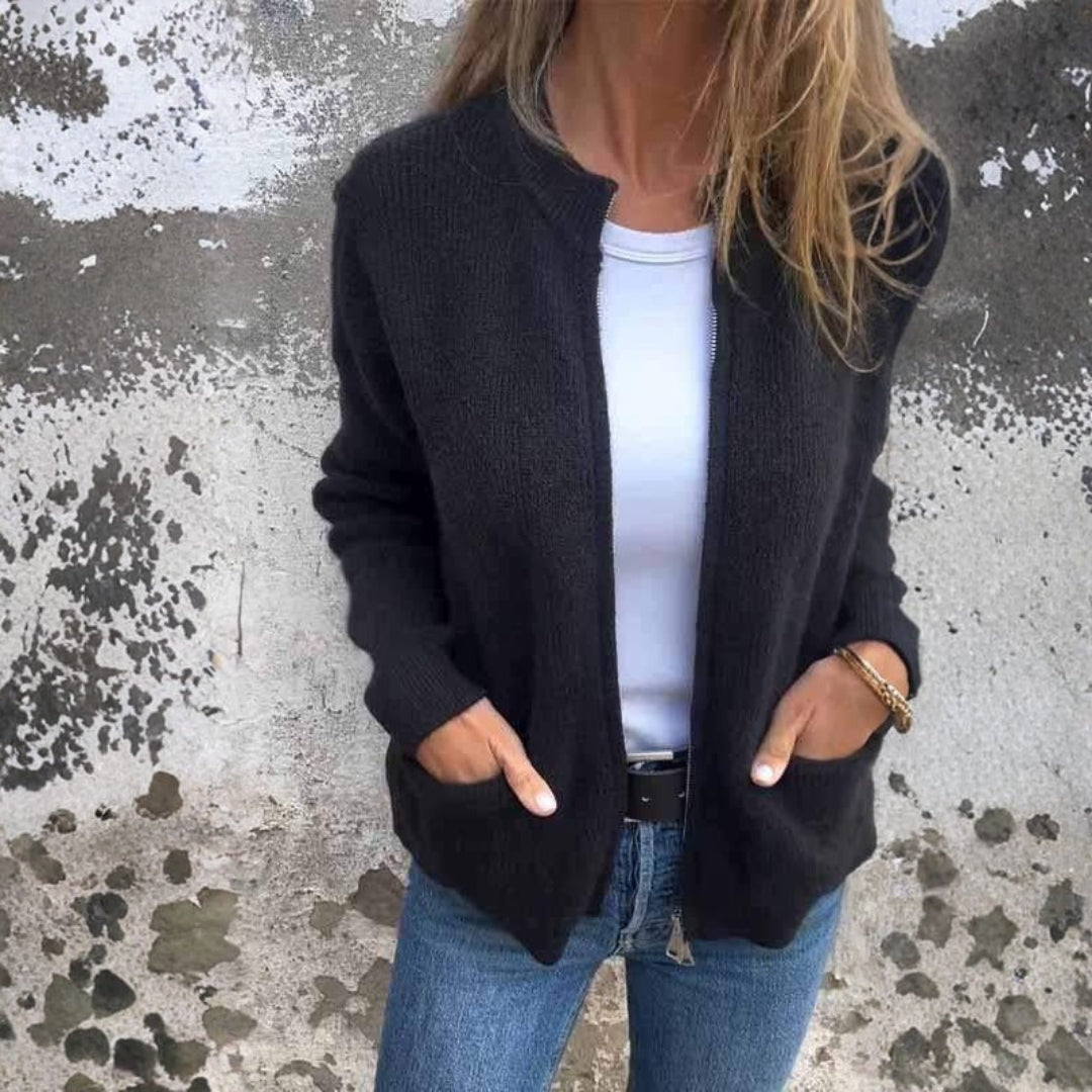 Veste tricotée à côtes zippée avec poches pour femme