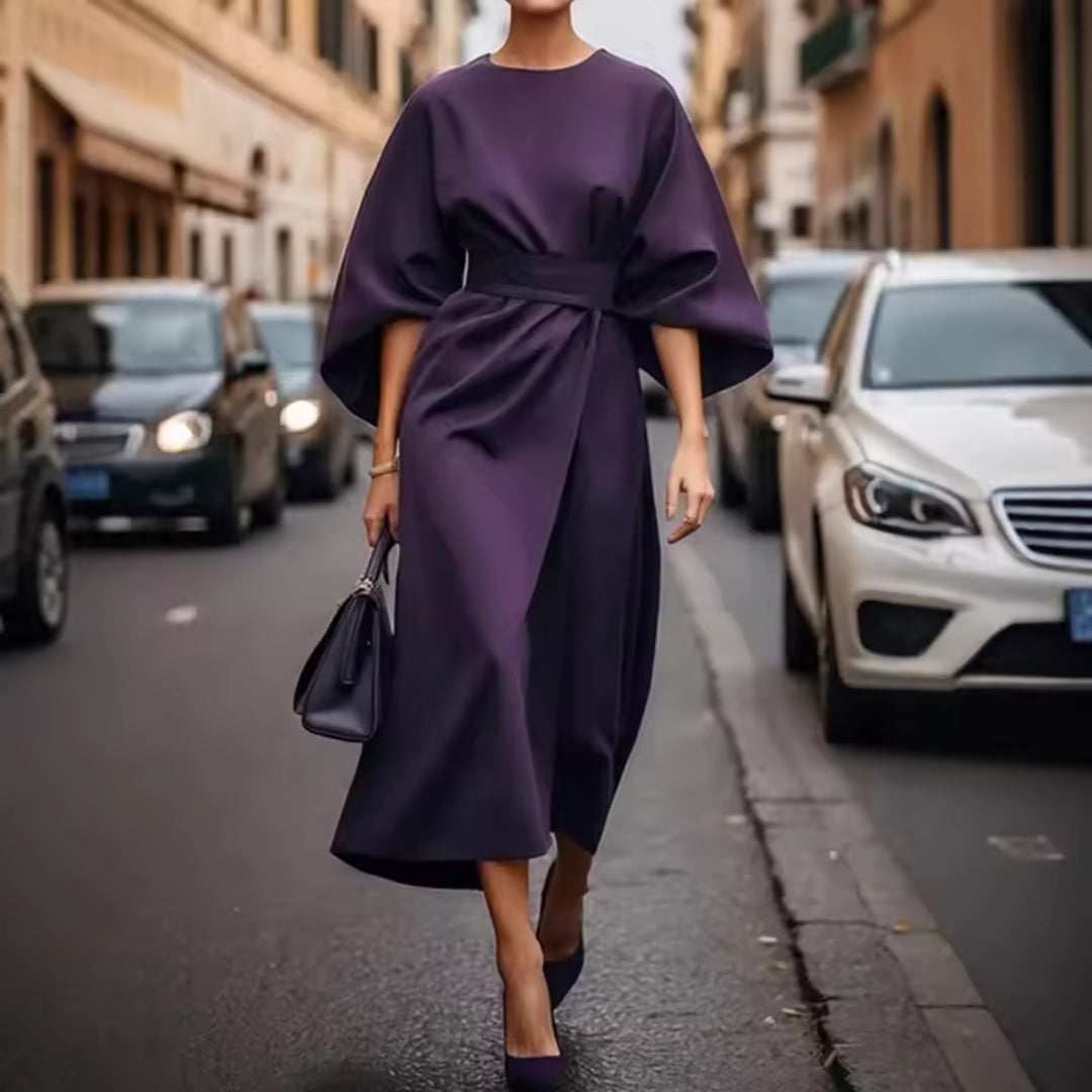 Robe évasée à manches longues et col rond avec ceinture pour femme