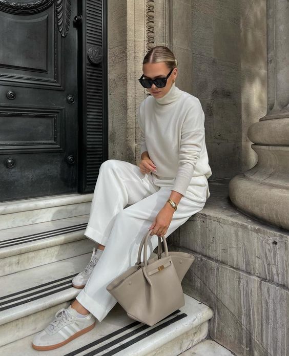 Sac cabas structuré à soufflets latéraux pour femme