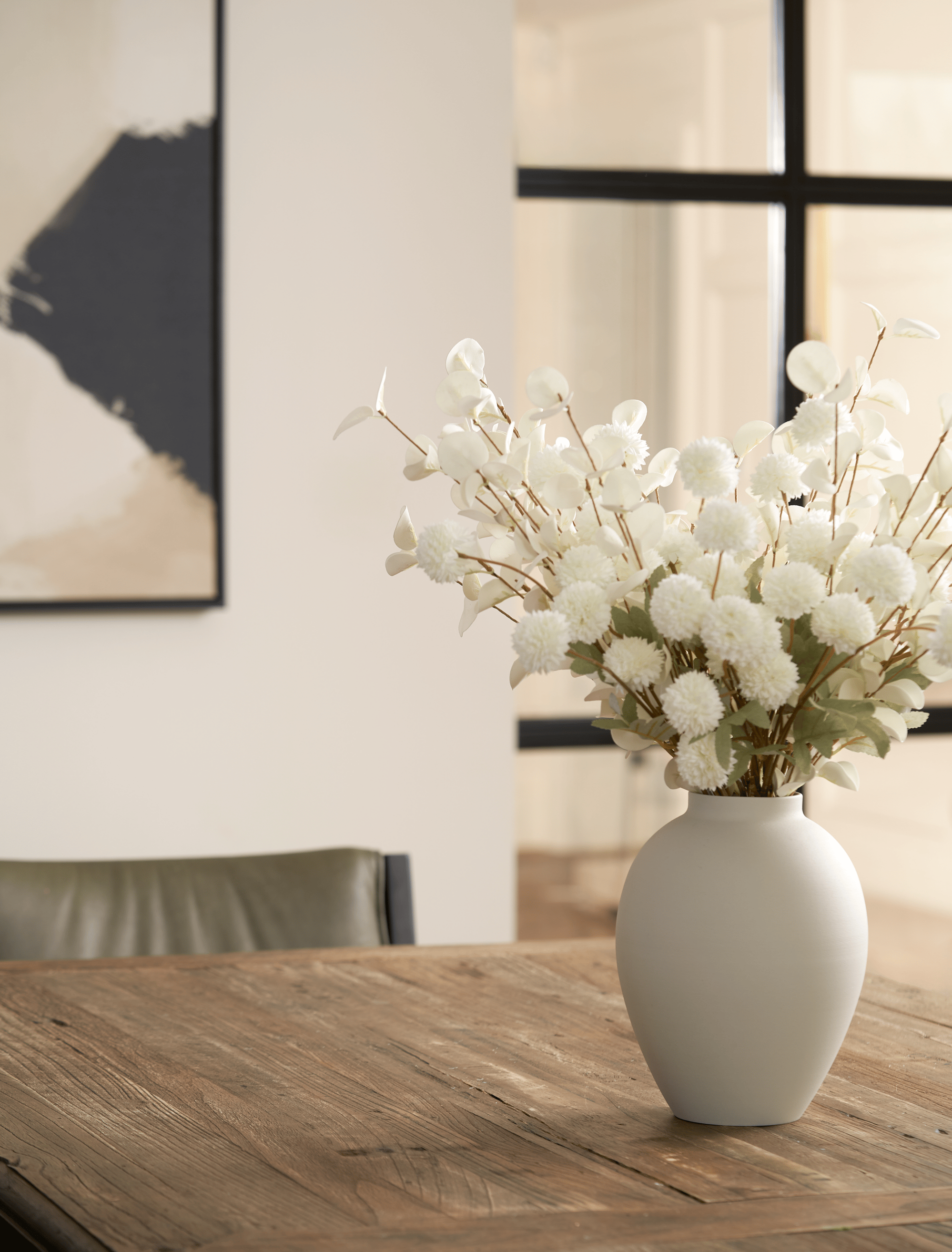 Elin Tapered Iron Vase – Matt White