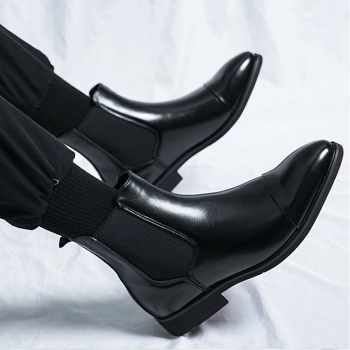 Bottines Chelsea Homme à Bout Rond en PU avec Semelle Rouge Contrastée