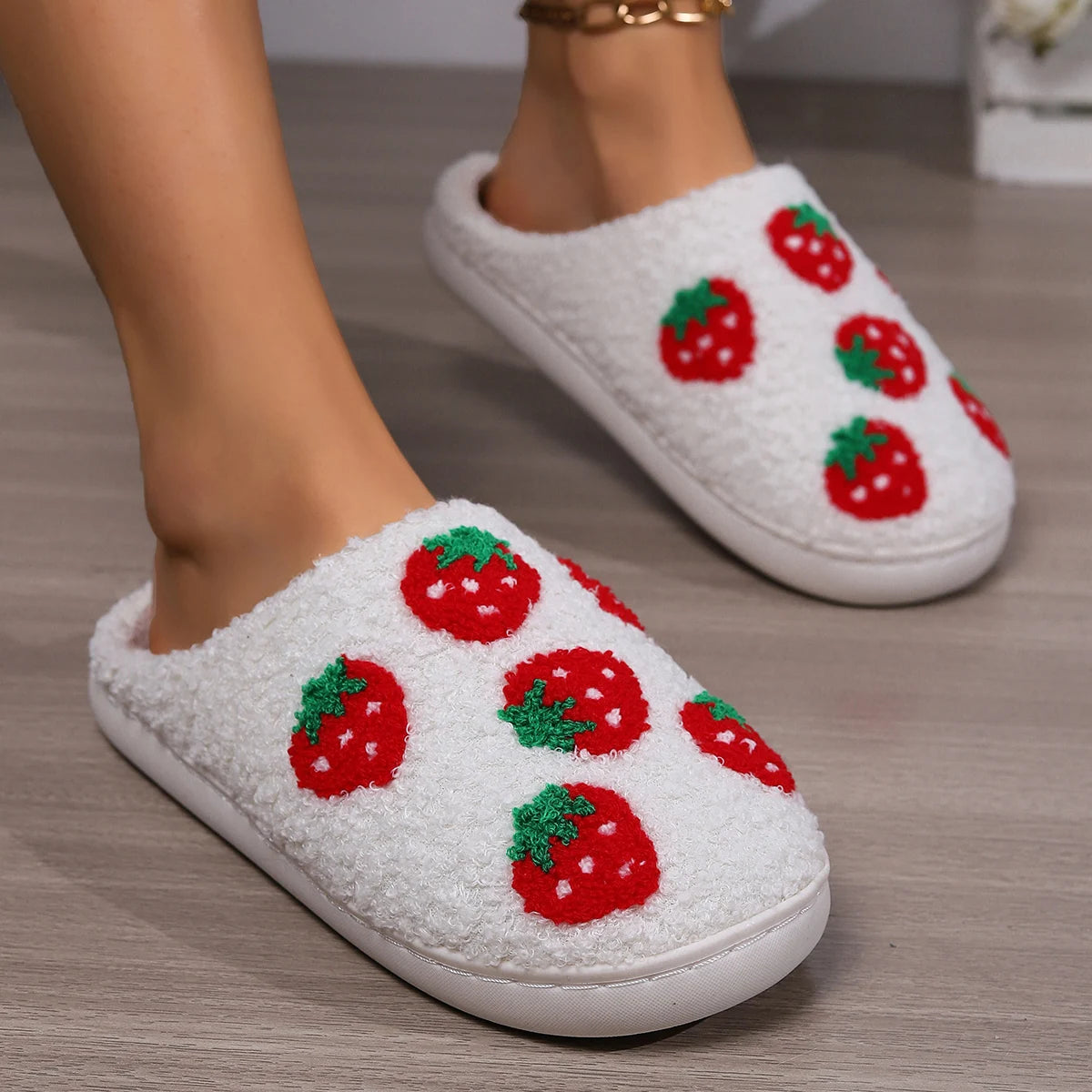 Mules en textile à broderie florale pour femme