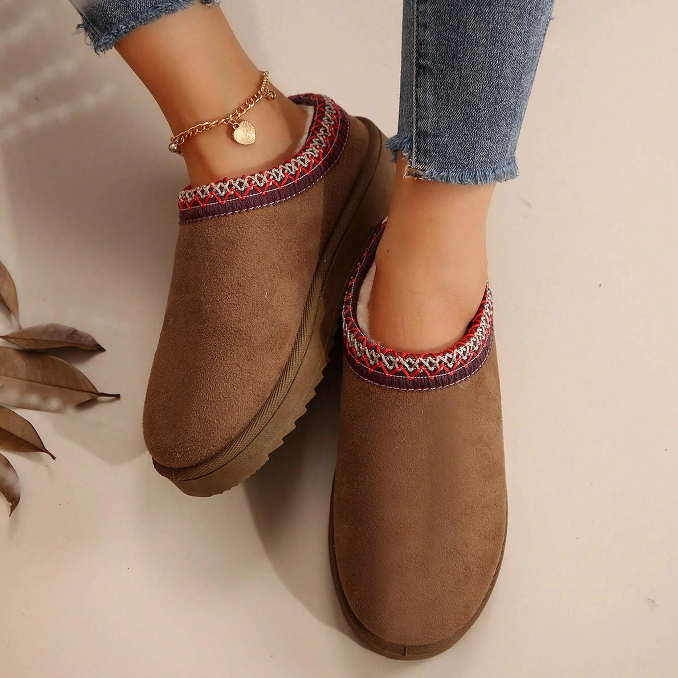 Mules à enfiler à semelle plateforme doublées en fausse fourrure pour femme