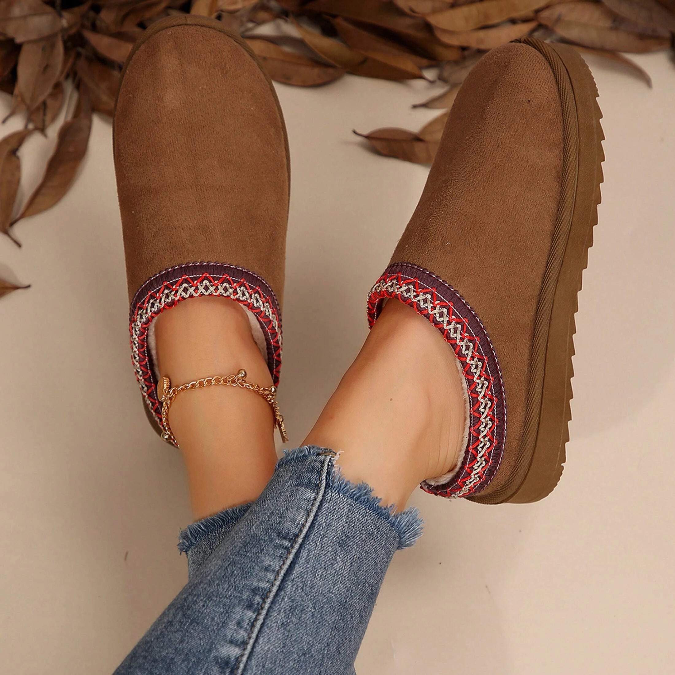 Mules à enfiler à semelle plateforme doublées en fausse fourrure pour femme