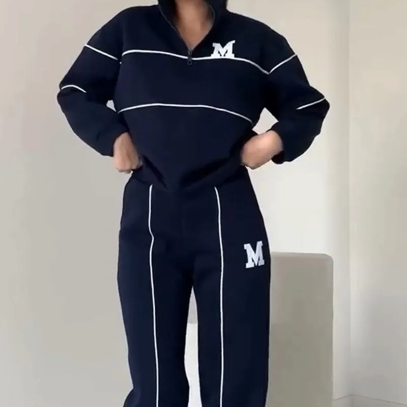 Ensemble Femme Sweat à Col Montant Zippé et Pantalon à Rayures