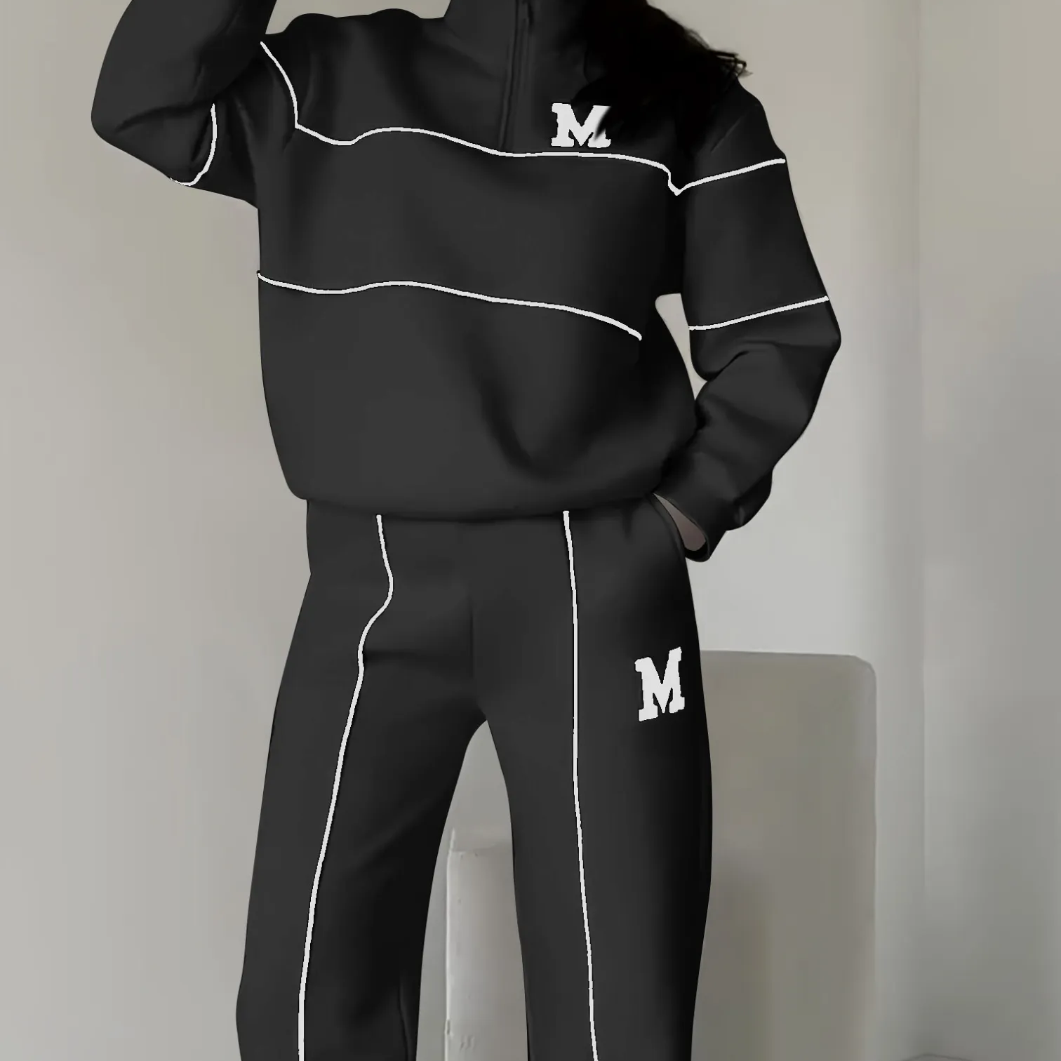 Ensemble Femme Sweat à Col Montant Zippé et Pantalon à Rayures