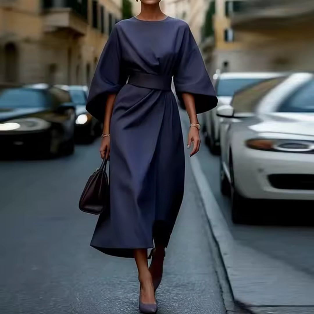 Robe évasée à manches longues et col rond avec ceinture pour femme