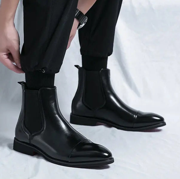 Bottines Chelsea Homme à Bout Rond en PU avec Semelle Rouge Contrastée