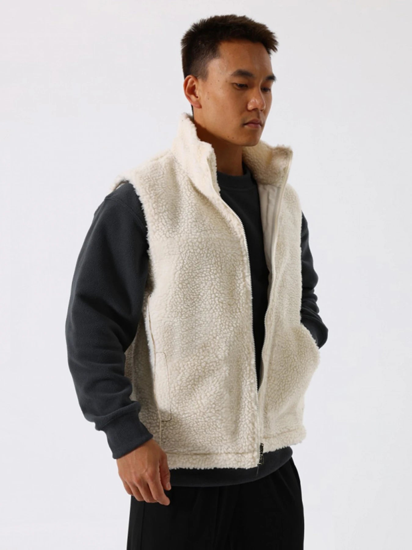 Gilet sans manches en matière synthétique à col mao pour homme