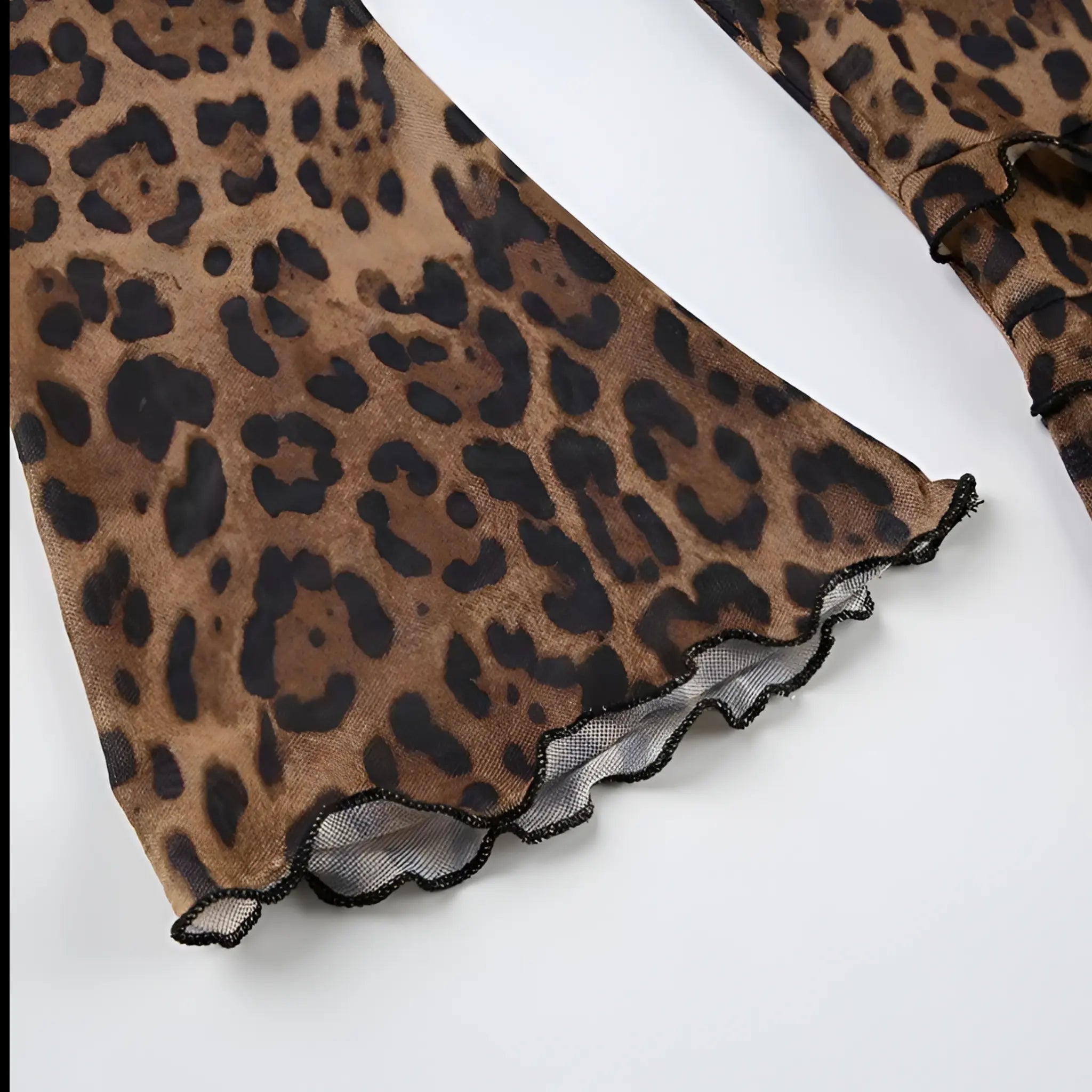 Luipaardprint Mesh Tie-Front Blouse